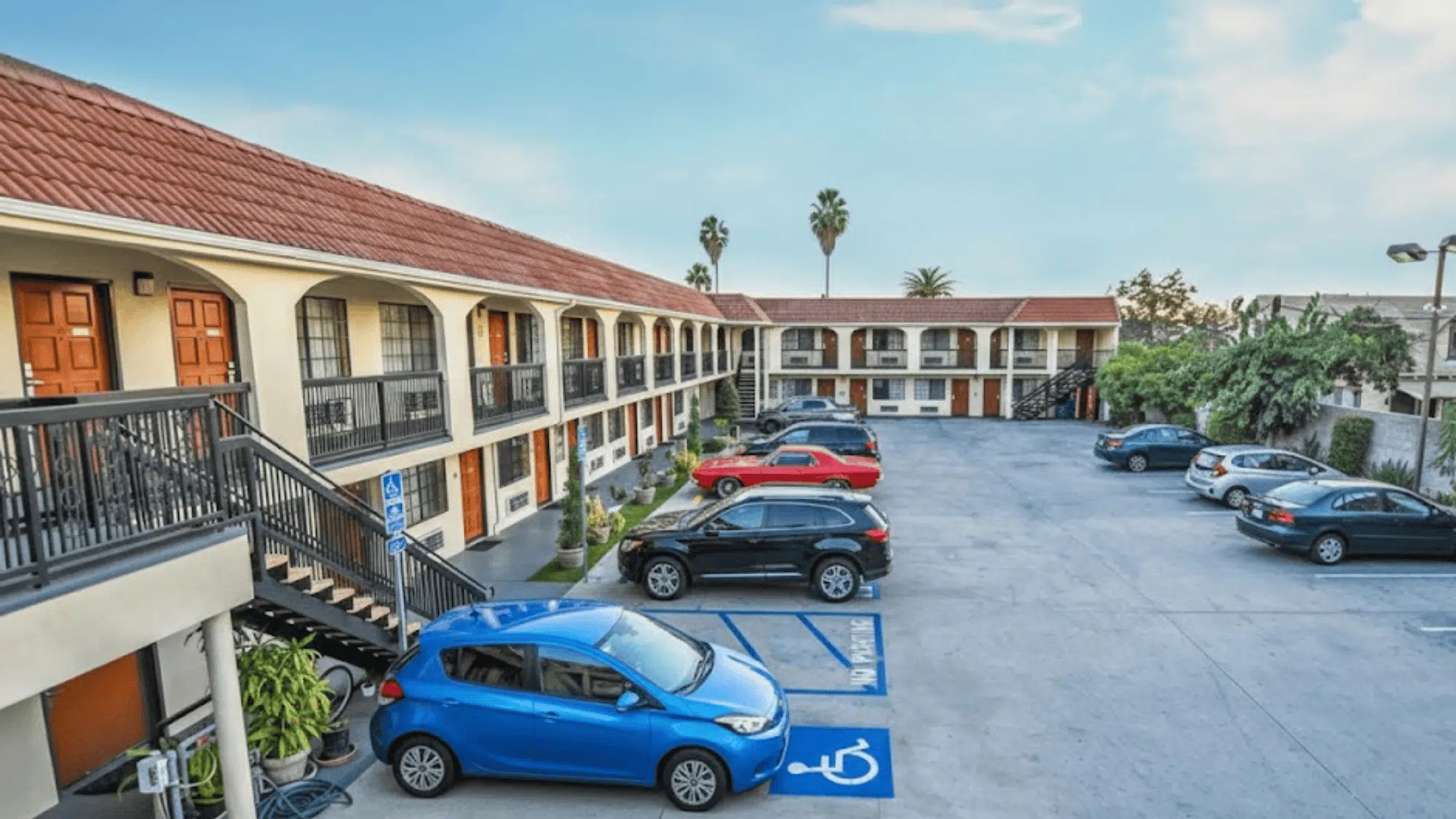 3 hotels and resorts