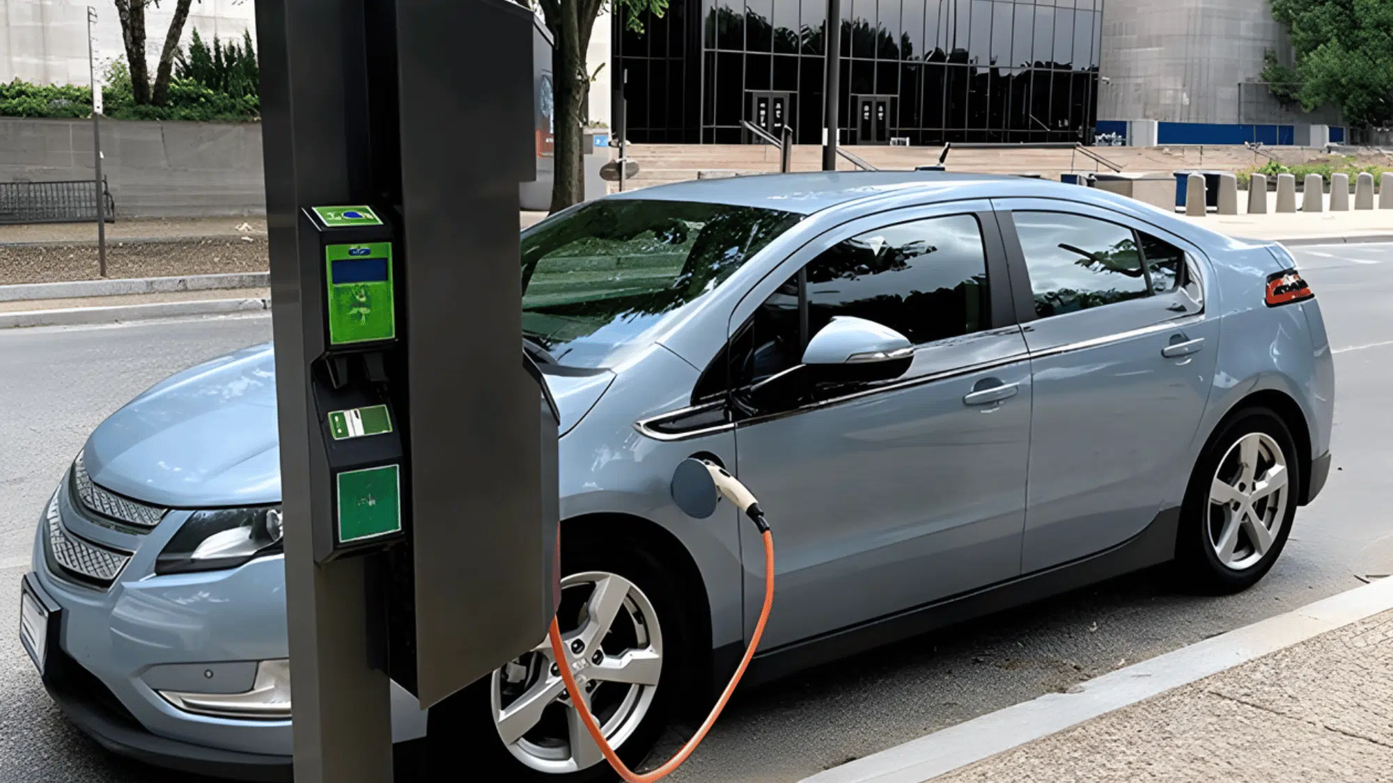 do you need to charge a hybrid car